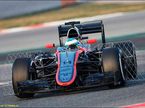 В пятницу за руль McLaren Honda сел Фернандо Алонсо