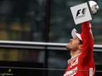 Себастьян Феттель на подиуме в Шанхае