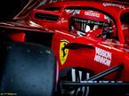 Шарль Леклер за рулём Ferrari на тестах в Абу-Даби