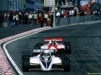 Риккардо Патрезе за рулём Brabham-BMW на трассе в Зольдере, Гран При Бельгии 1982 года
