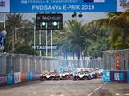 Старт гонки Формулы E в Санье, 2019 год