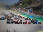 Старт Формулы 3 в Барселоне