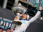 Алекс Палоу радуется титулу чемпиона IndyCar, фото пресс-службы серии