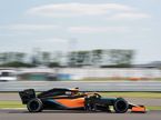 Джехан Дарувала за рулём McLaren MCL35M на тестах в Сильверстоуне, фото из социальных сетей