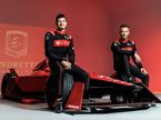 Джейк Деннис и Андре Лоттерер у новой машины Andretti Formula E