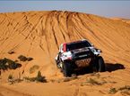 Toyota Нассера Аль-Аттии на трассе Дакара, фото пресс-службы ралли-рейда