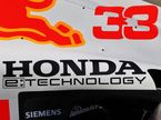 Логотип Honda на машине Red Bull на Гран При Японии, 2021 год, фото XPB