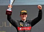 Тео Пуршер, победитель воскресной гонки в Бахрейне