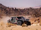 Dacia Нассера Аль-Аттийи на дистанции 5-го этапа Дакара, фото пресс-службы ралли-рейда