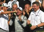 В Brawn GP отмечают победу в Монце