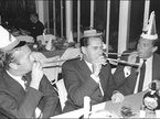 1 января 1968-го. Колин Чепмен, Джек Брэбэм и Джим Кларк отмечают Новый год...