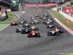 Машины GP3 на трассе в Барселоне