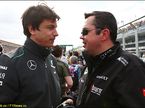 Эрик Булье (слева), руководитель Lotus F1, и Тото Вольфф, директор Mercedes Motorsport