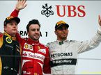 Кими Райкконен, Фернандо Алонсо и Льюис Хэмилтон на подиуме Гран При Китая, 2013 год