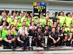 Red Bull отмечает победу в Гран При Венгрии 2014