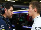 Даниил Квят и Гийом Рокелен, главный гоночный инженер Red Bull Racing