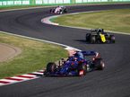 Даниил Квят за рулём машины Toro Rosso на трассе Гран При Японии в Сузуке
