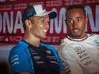 Алекс Элбон и Льюис Хэмилтон, фото XPB