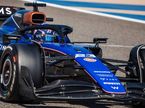 Алекс Элбон за рулём FW46 на тестах в Бахрейне, фото XPB