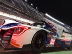 Машина команды United Autosports на трассе в Дайтоне