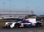 Машина команды United Autosports на трассе в Дайтоне