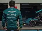 Фернандо Алонсо и Aston Martin Valkyrie LM, фото пресс-службы компании