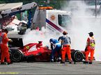Машина Алонсо после аварии