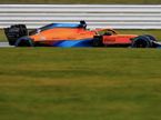 McLaren MCL35M на трассе в Сильверстоуне