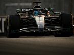 Джордж Расселл за рулём Mercedes W16 на трассе в Абу-Даби, фото XPB