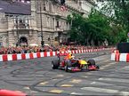 Даниэль Риккардо на трассе в центре Будапешта. Фото пресс-службы Red Bull Racing