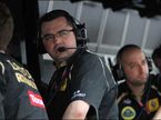 Руководитель Lotus Renault GP Эрик Булье на Гран При Малайзии