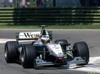 Мика Хаккинен за рулём McLaren MP4/14 в Имоле, 1999 год