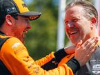 Пато О'Вард и Зак Браун радуются победе в Торонто, фото пресс-службы McLaren