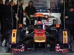 STR6 в боксах Toro Rosso в Валенсии