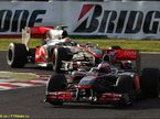 Гонщики McLaren на японской трассе, 2010 год