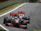 Гонщики McLaren на трассе Гран При Бразилии