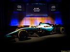 Машина Williams 2018 года в новой раскраске 