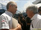 Руководитель McLaren Мартин Уитмарш с главой менеджмента Ф1 Берни Экклстоуном