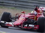 Себастьян Феттель за рулём Ferrari SF15-T