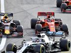 Машины Mercedes, Red Bull Racing и Ferrari на трассе Гран При Бразилии