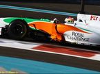 Пол ди Реста за рулем Force India на шинных тестах Pirelli в Абу-Даби