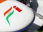 Логотип Force India на носовом обтекателе машины