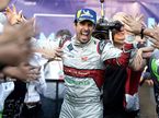 Лукас ди Грасси празднует победу в Мехико, фото пресс-службы Audi Motorsport