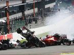 Авария Романа Грожана на старте Гран При Бельгии