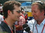 Джефф Гордон даёт интервью Мартину Брандлу на Гран При США, 2006 год