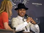 Льюис Хэмилтон на пресс-конференции FIA в Катаре