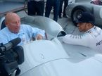 Льюис Хэмилтон и Стирлинг Мосс, выступавший за Mercedes в 1955 году