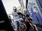 Льюис Хэмилтон ездит по Монако на своём мотоцикле MV Agusta Dragster RRLH44 Limited Edition