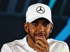 Льюис Хэмилтон на презентации новой машины Mercedes W09