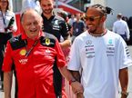 Льюис Хэмилто и Фредерик Вассёр, руководитель команды Ferrari, фото XPB